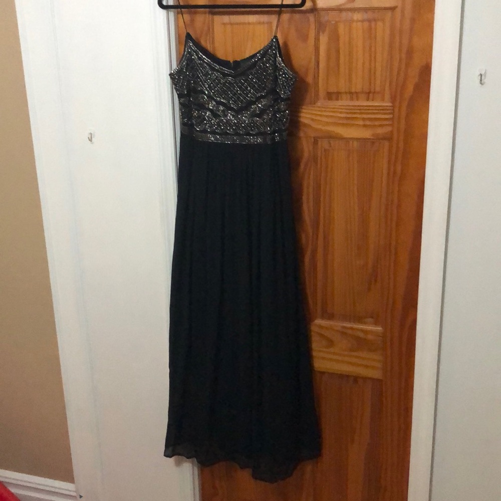 Adrianna papell gown.